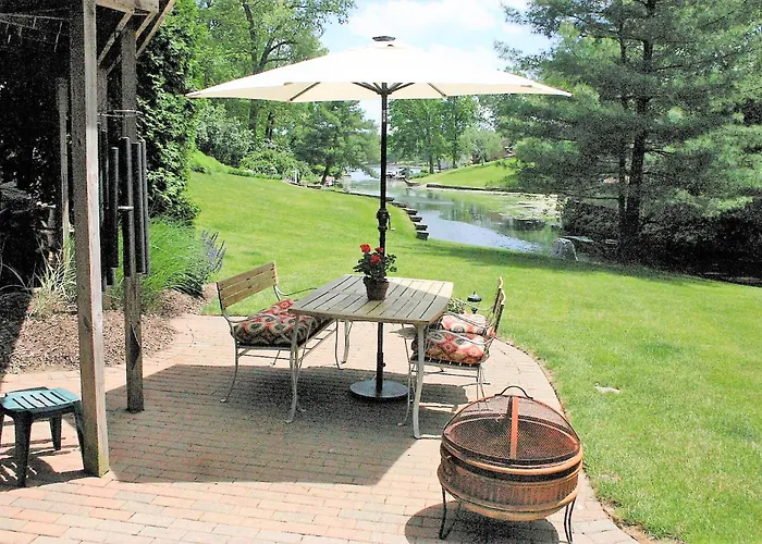 Private Guest Suite On The Portage Lakes